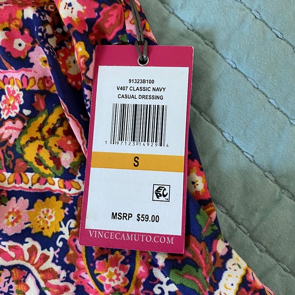 NWT Vince Camuto Ruffle Sleeve Top Sz S - Picture 11 of 12